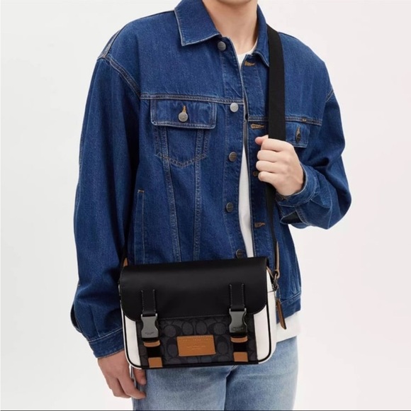 NWT!COACH COACH TRACK CROSSBODY BAG IN COLORBLOCK SIGNATURE CANVAS(COACH CR267 ) - Picture 9 of 10